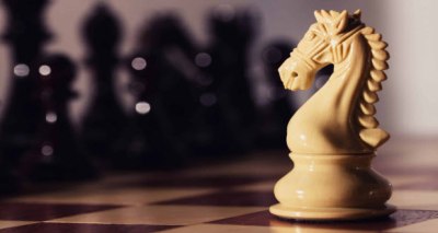 قطعة الحصان في الشطرنج
